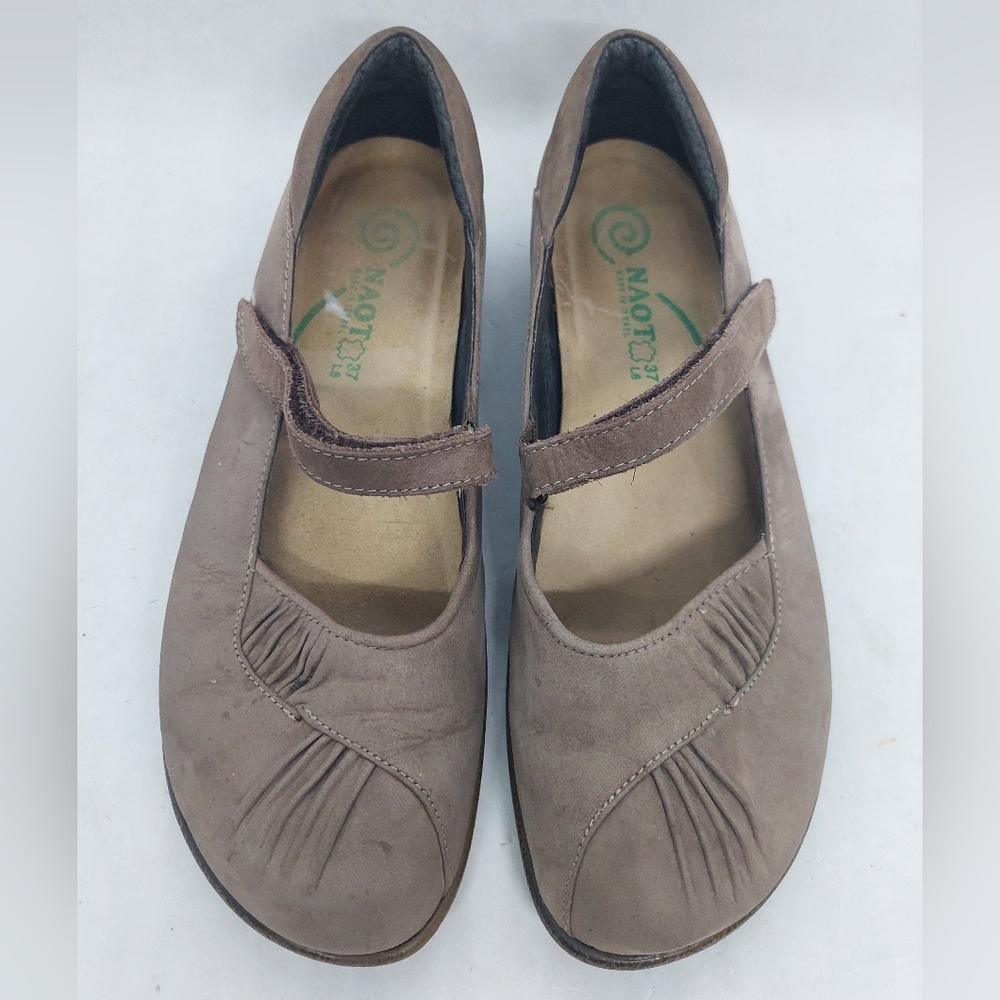 Naot Taramoa Shoes Women's Size 37 L6 Cream Brown Nubuck Leather Mary Janes Flat